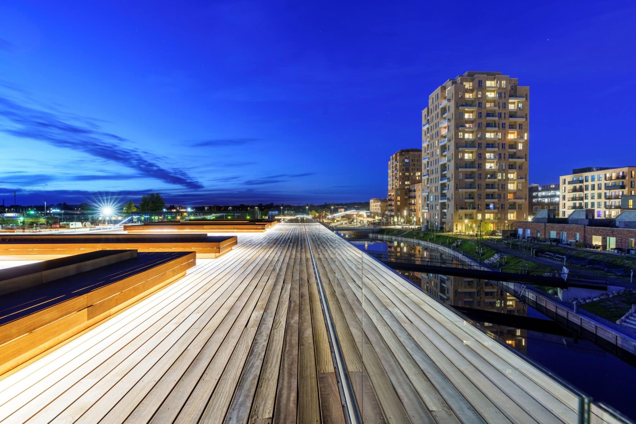 Frederiksbro-00558-HDR_linkedin